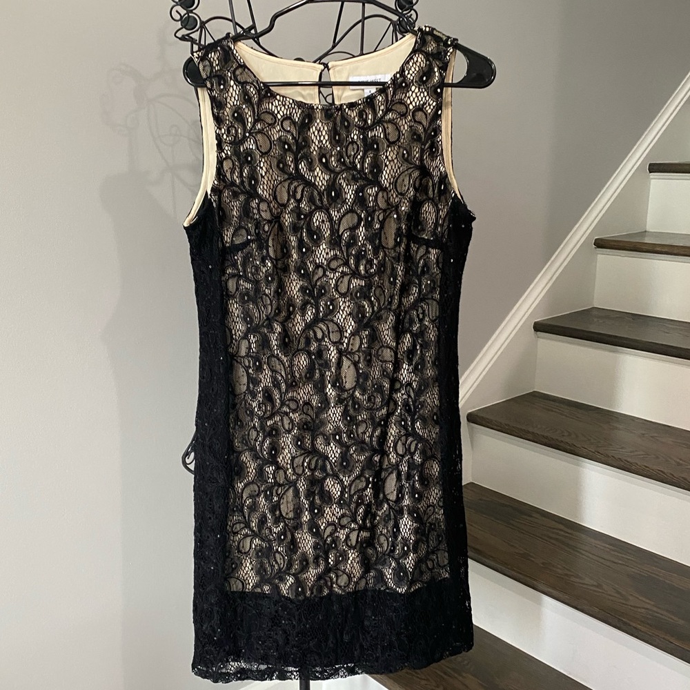 Nine West Women's Lace Champagne Black Dress